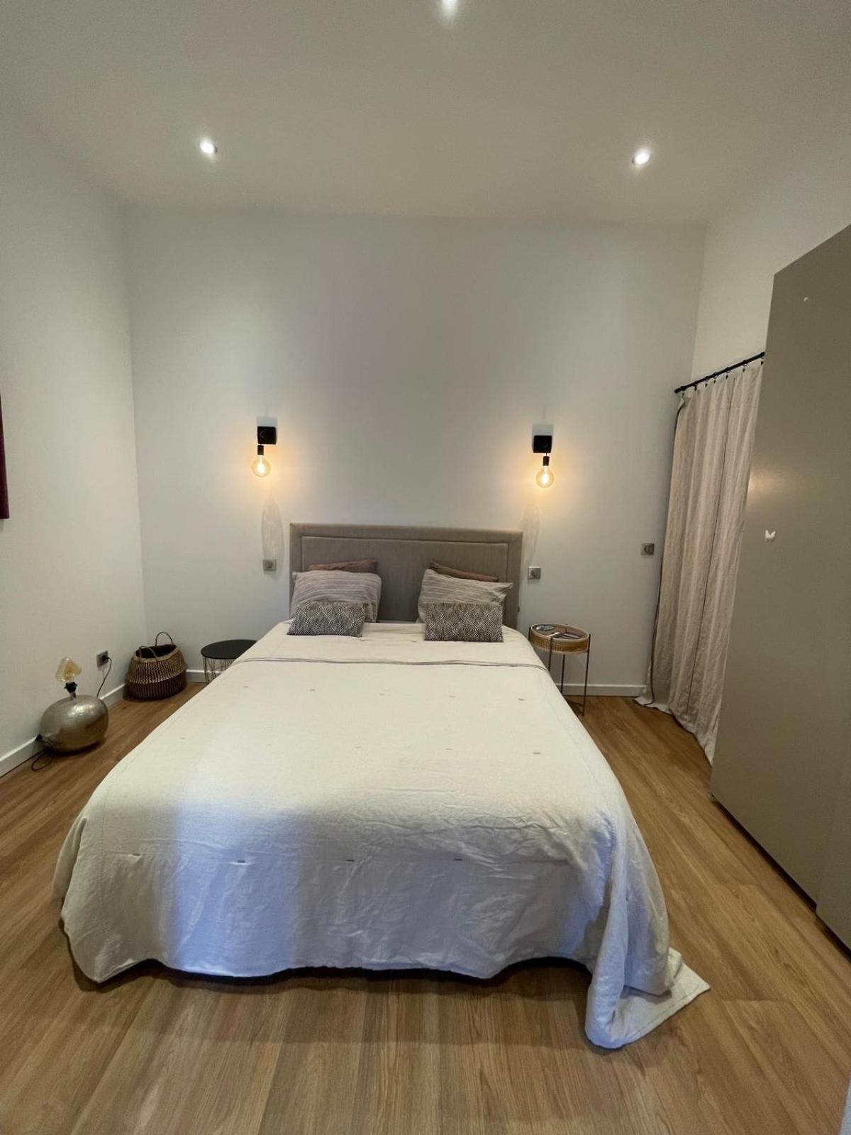 Design Sur Vauban - Clim Et Wifi Marseille